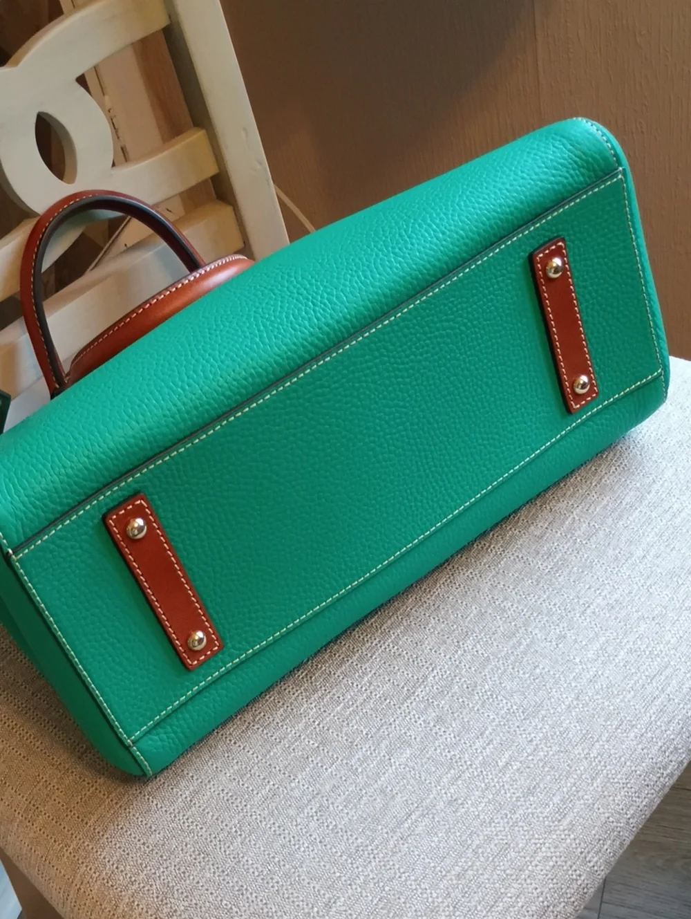 Dooney & Bourke excellent comes